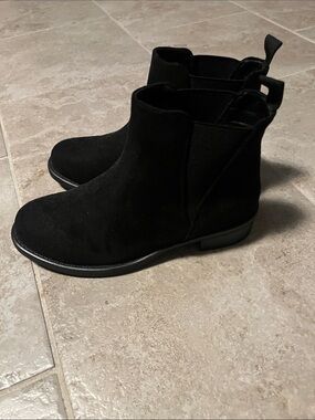 Amazon Black Suede Chelsea Ankle Boots for Women